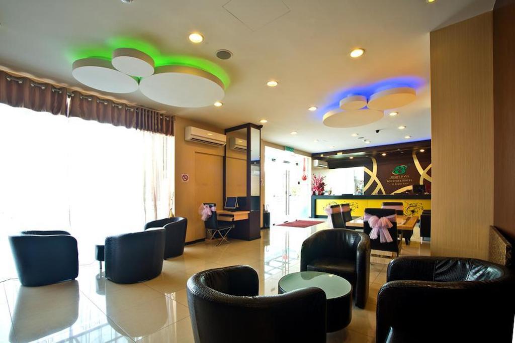 Hotel Zamburger Skudai Esterno foto