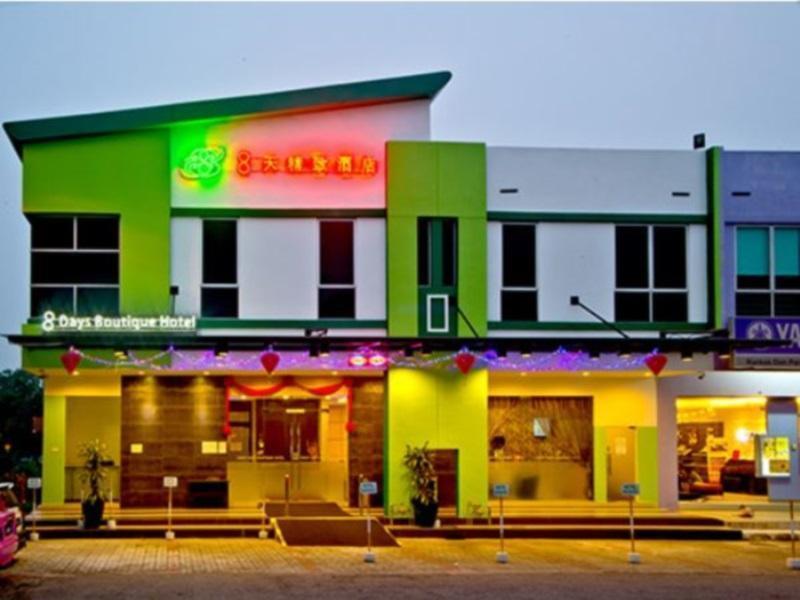 Hotel Zamburger Skudai Esterno foto